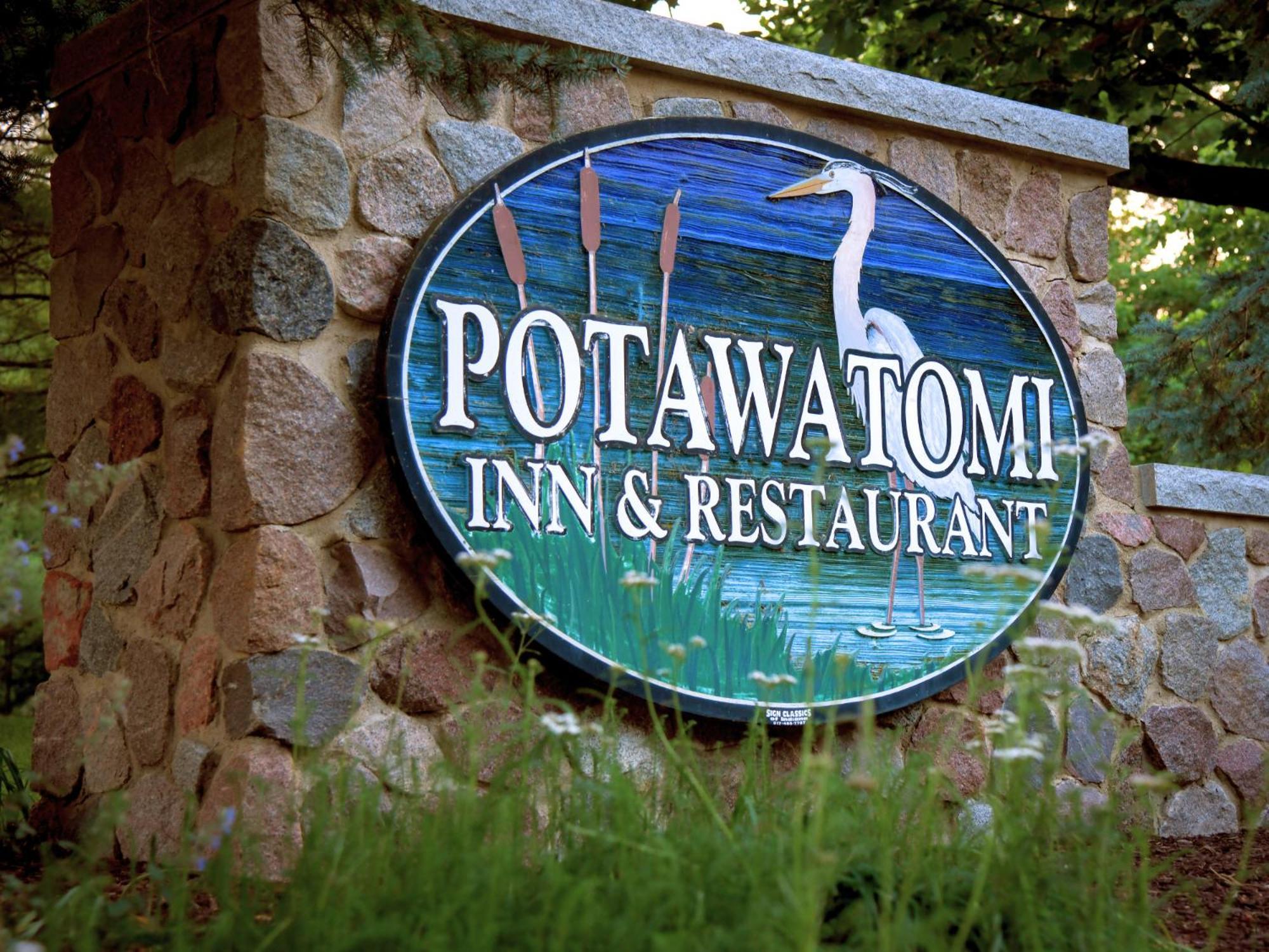 Potawatomi Inn&Cabins Angola Eksteriør billede