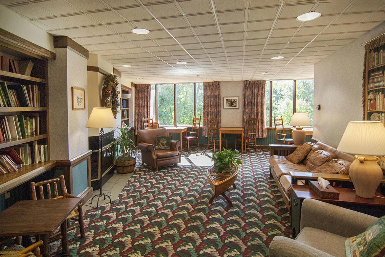 Potawatomi Inn&Cabins Angola Eksteriør billede